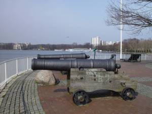 Die zwei von Greenwich geschenkten Kanonen